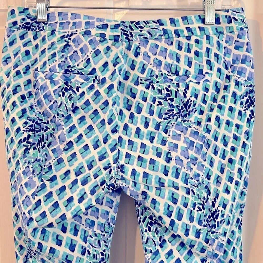 NWOT Women’s Lilly Pulitzer Blue and White Kelly Skinny Ankle Patterned Pant